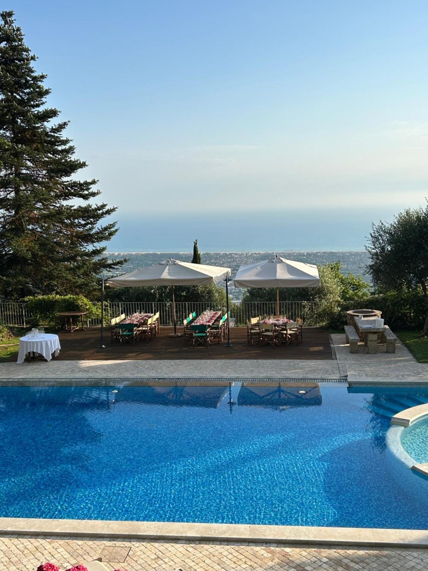 La Terrazza Sulla Versilia Pietrasanta Bagian luar foto